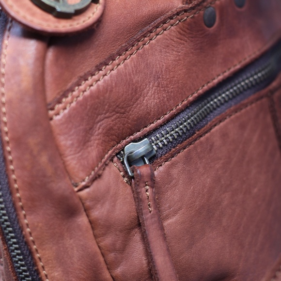 Harbour 2nd Leather Backpack - Picture 6 of 12